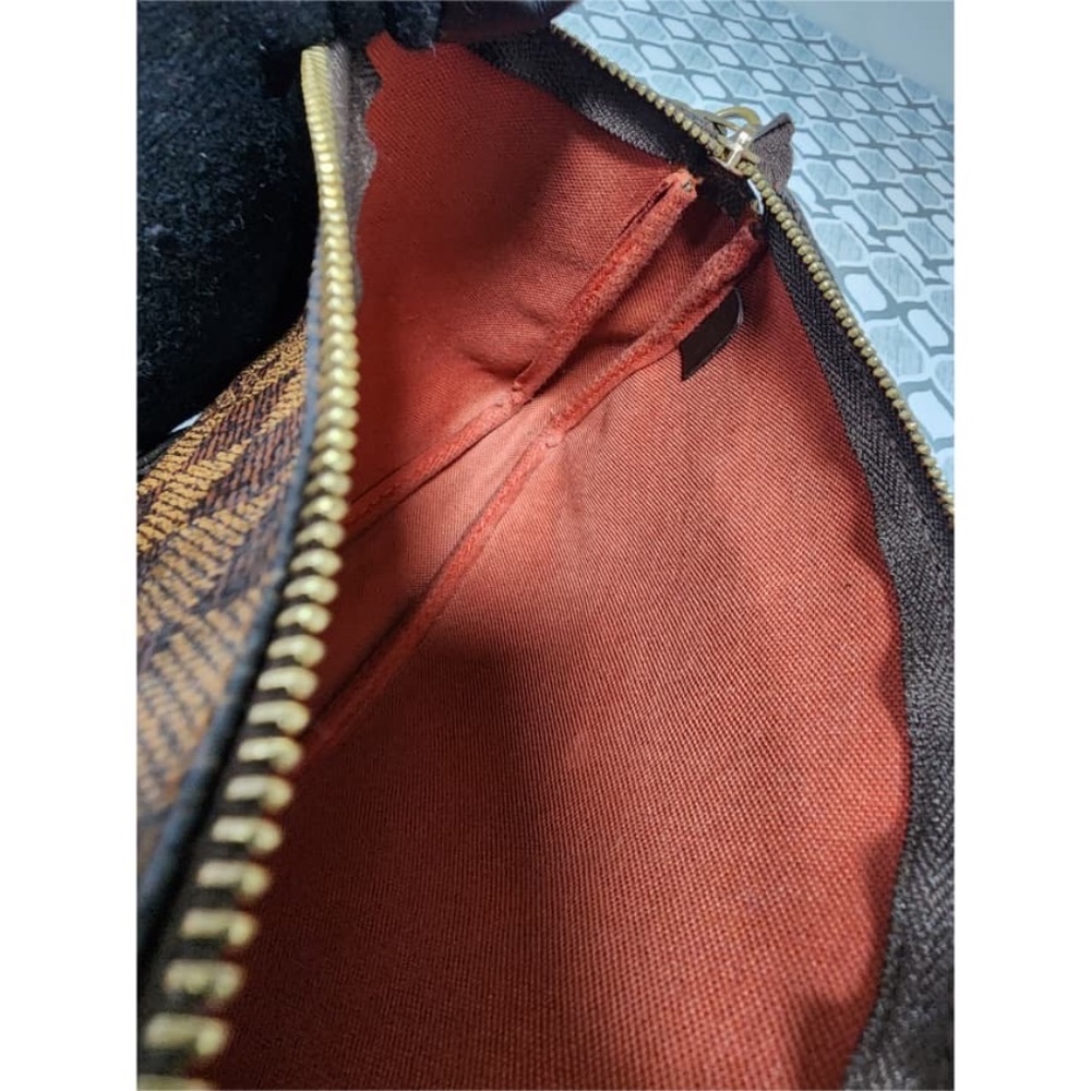 Authentic LOUIS VUITTON Damier Ebene Pochette Accessoires Pochette Brown - Picture 12 of 13